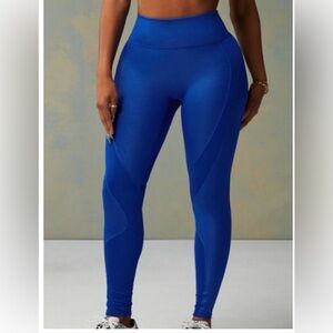 Fabletics x Khloe Kardashian Anywhere Motion365+ Shine High-Waisted Legging